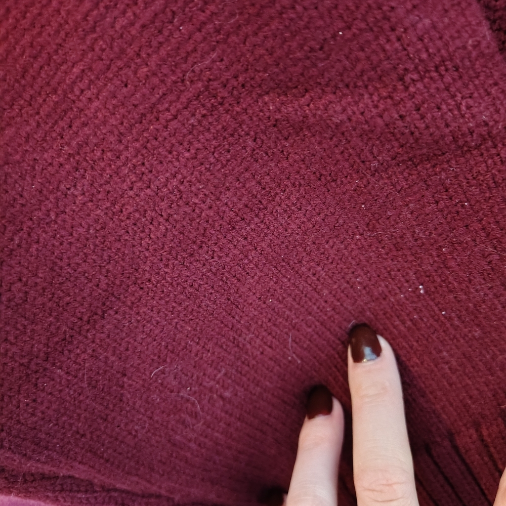 72. Dynamite Sweater | S | Burgundy - Picture 3 of 4